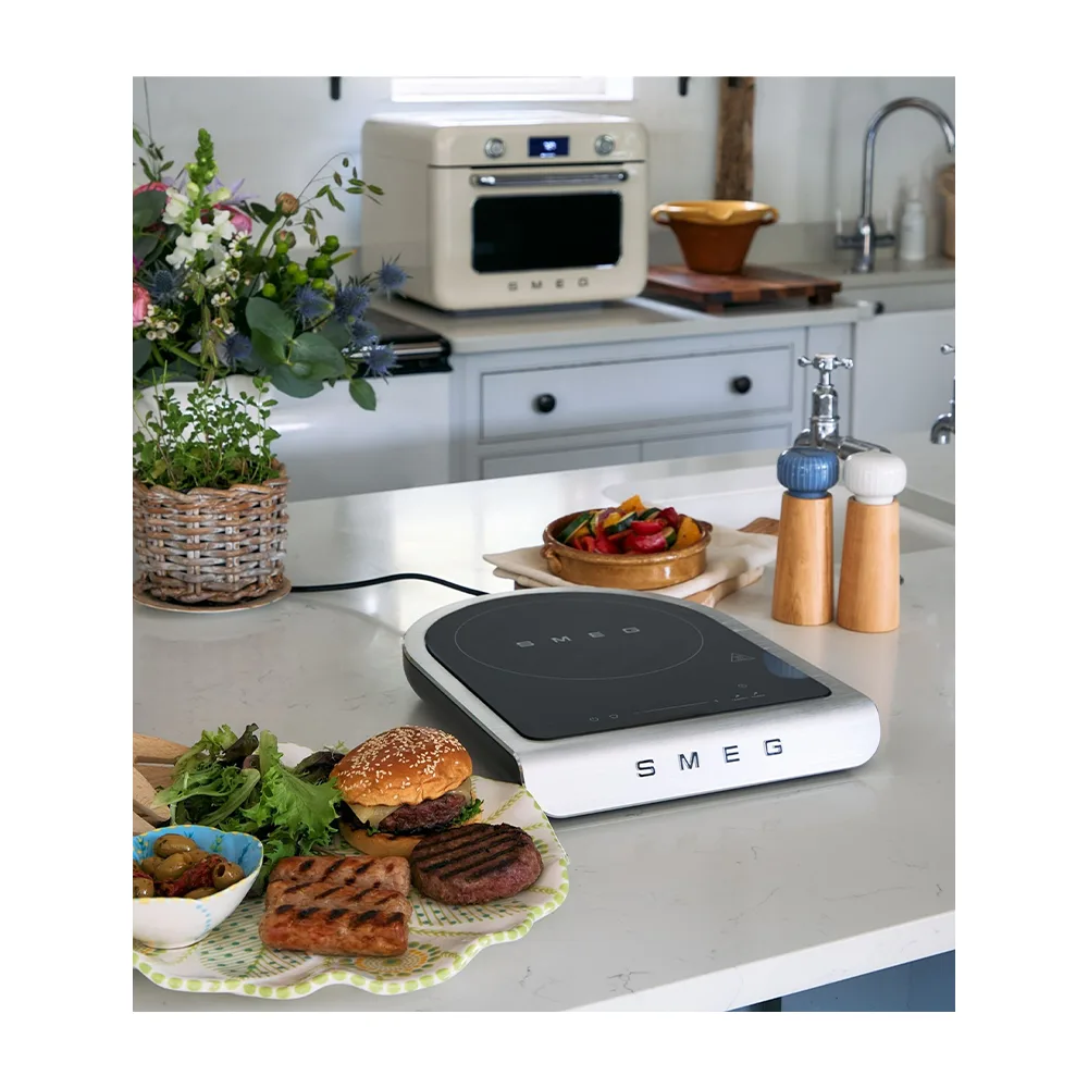 SMEG PIC01EGMEU Portable Induction Cooker - Image 3