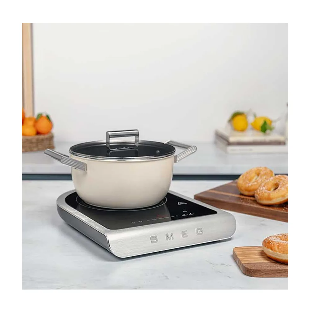 SMEG PIC01EGMEU Portable Induction Cooker - Image 2